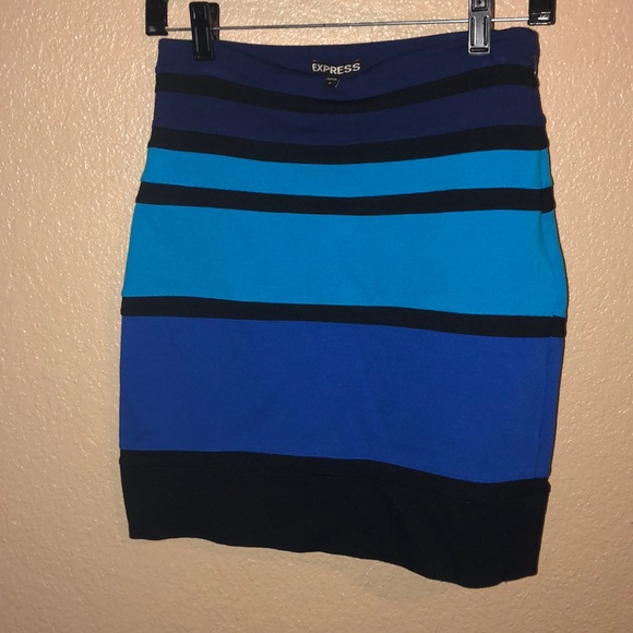 Express Skirt - Picture 2 of 4
